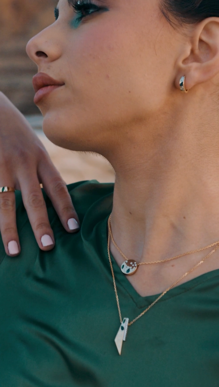 Mercury Necklace in Diamonds, Sapphires & Emeralds